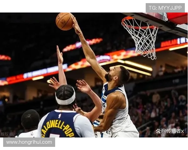 芬奇谈戈贝尔缺席第四节防守困境球队内线失守亟需调整策略 芬奇谈戈贝尔缺席第四节防守困境球队内线失守亟需调整策略